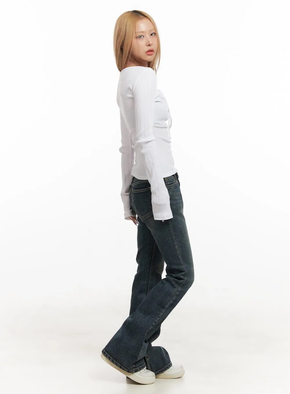 Natalia Low-Rise Flared Jeans CJ508