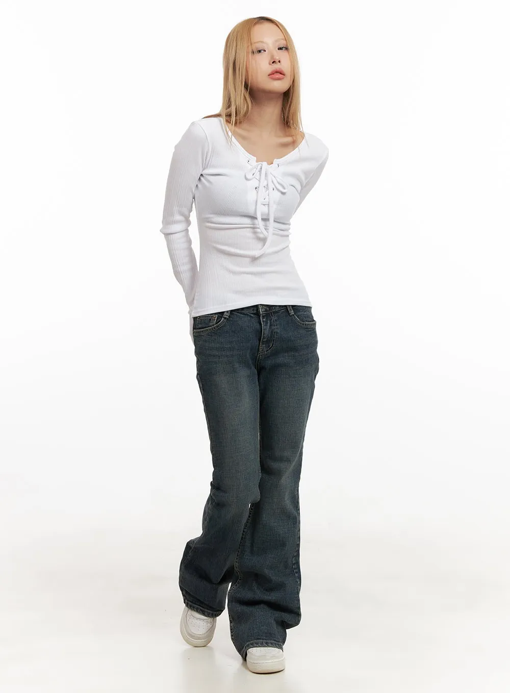 Natalia Low-Rise Flared Jeans CJ508